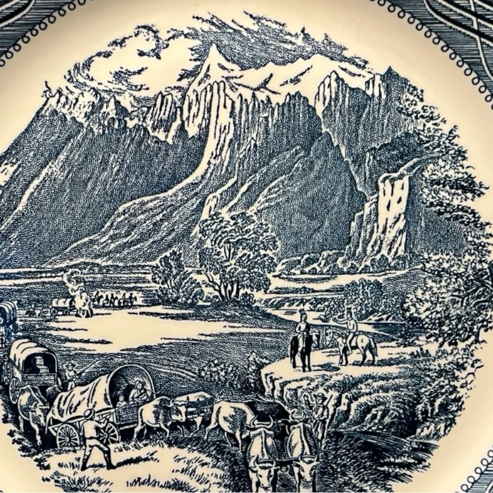 Currier & Ives  Royal China add touch